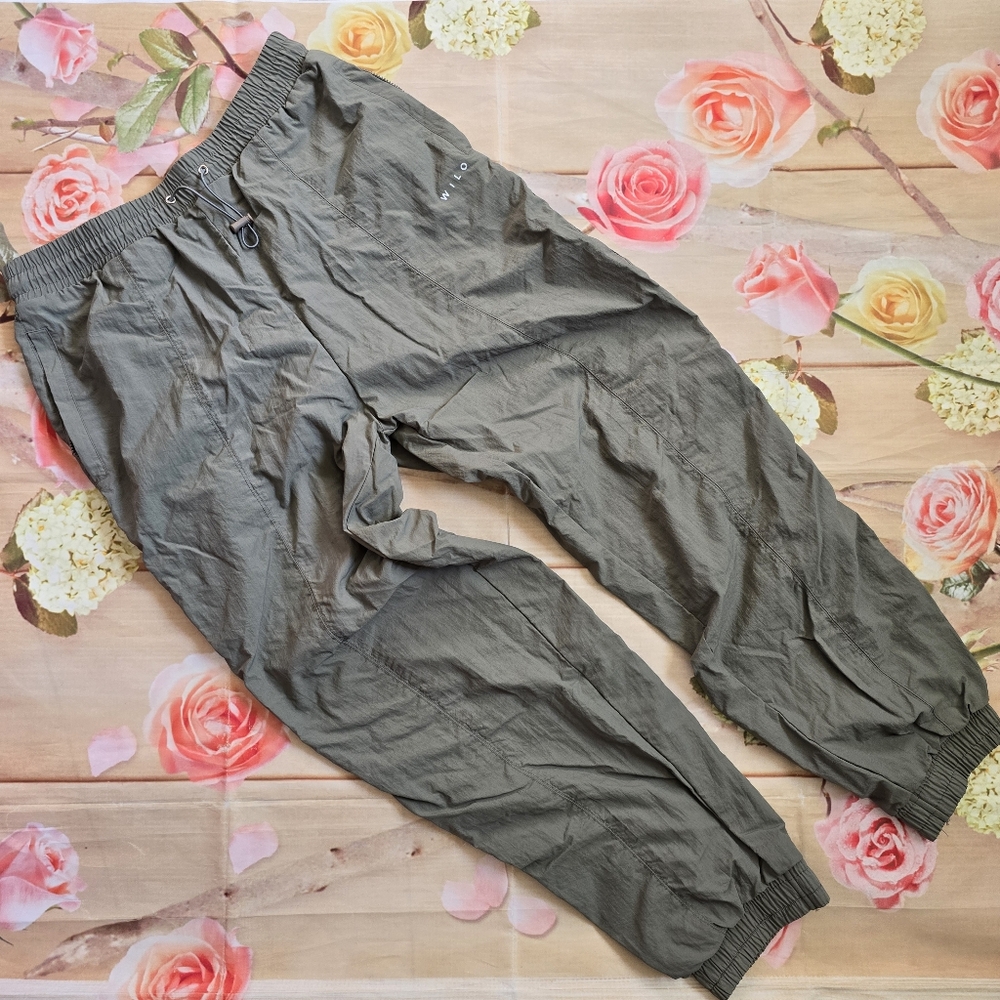 WILO the label parachute pants